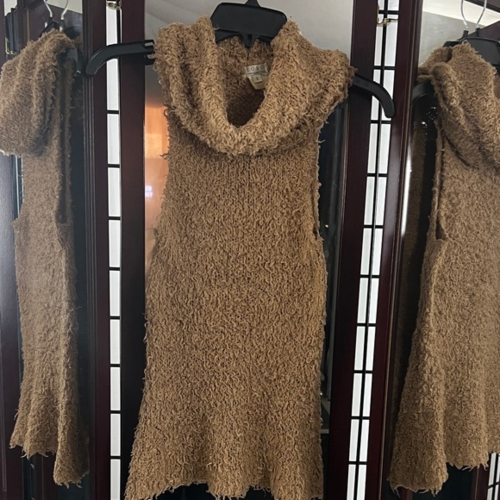 Vintage Cozy GOLD FUZZY KNIT Sleeveless COWLNECK Sweater/Shell